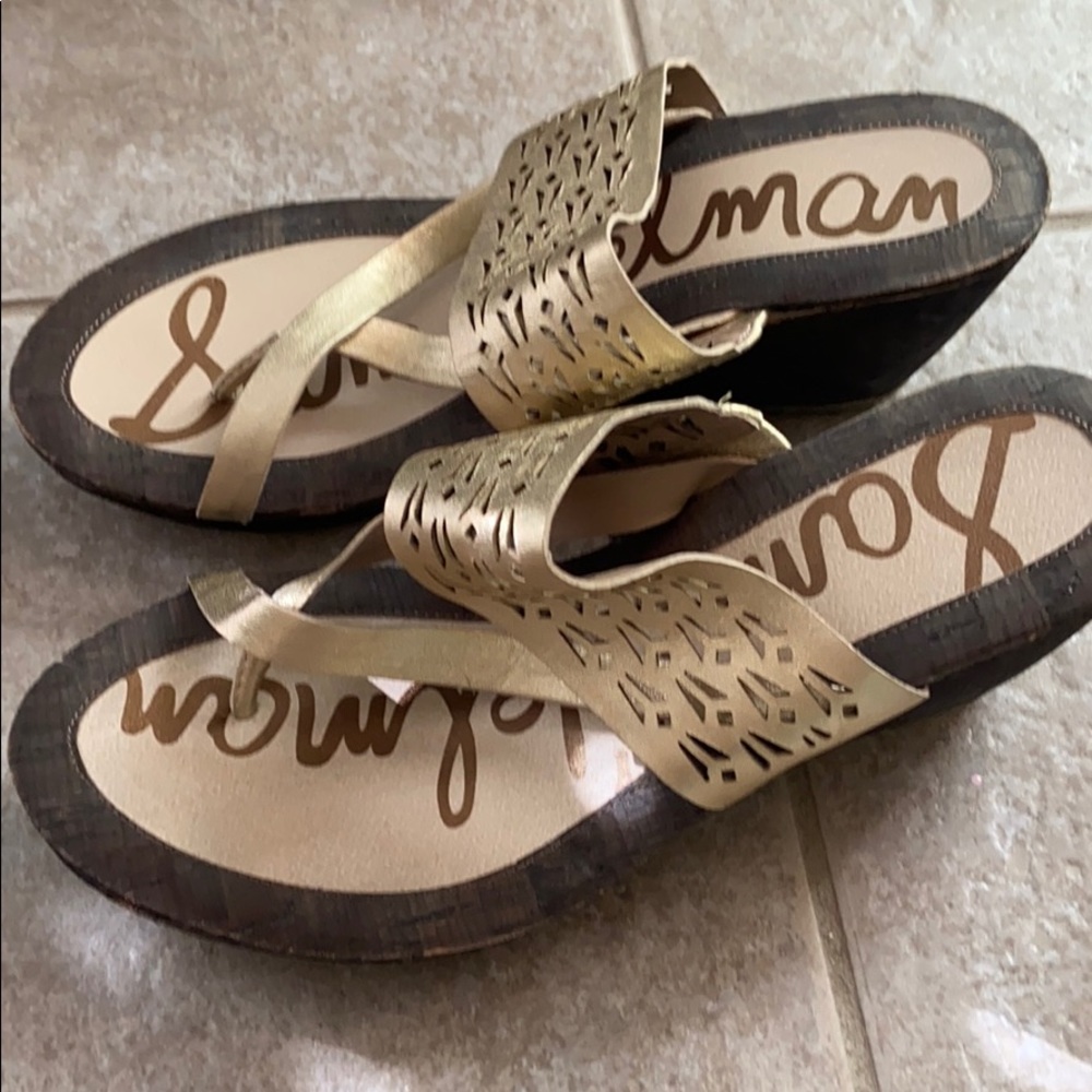 Wedge sandals